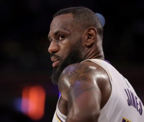 PP电子官网-丁威迪或因钱拒绝湖人 为留詹姆斯将追欧文米切尔