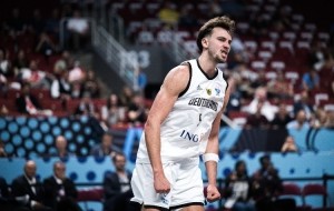 媒体人：欧洲杯四强看起来德国纸面实力最出色 但也不排除冷门