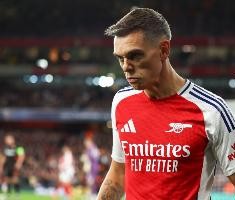 泰晤士报:特罗萨德与费内巴切谈妥3年合同,枪手要价约2000万镑